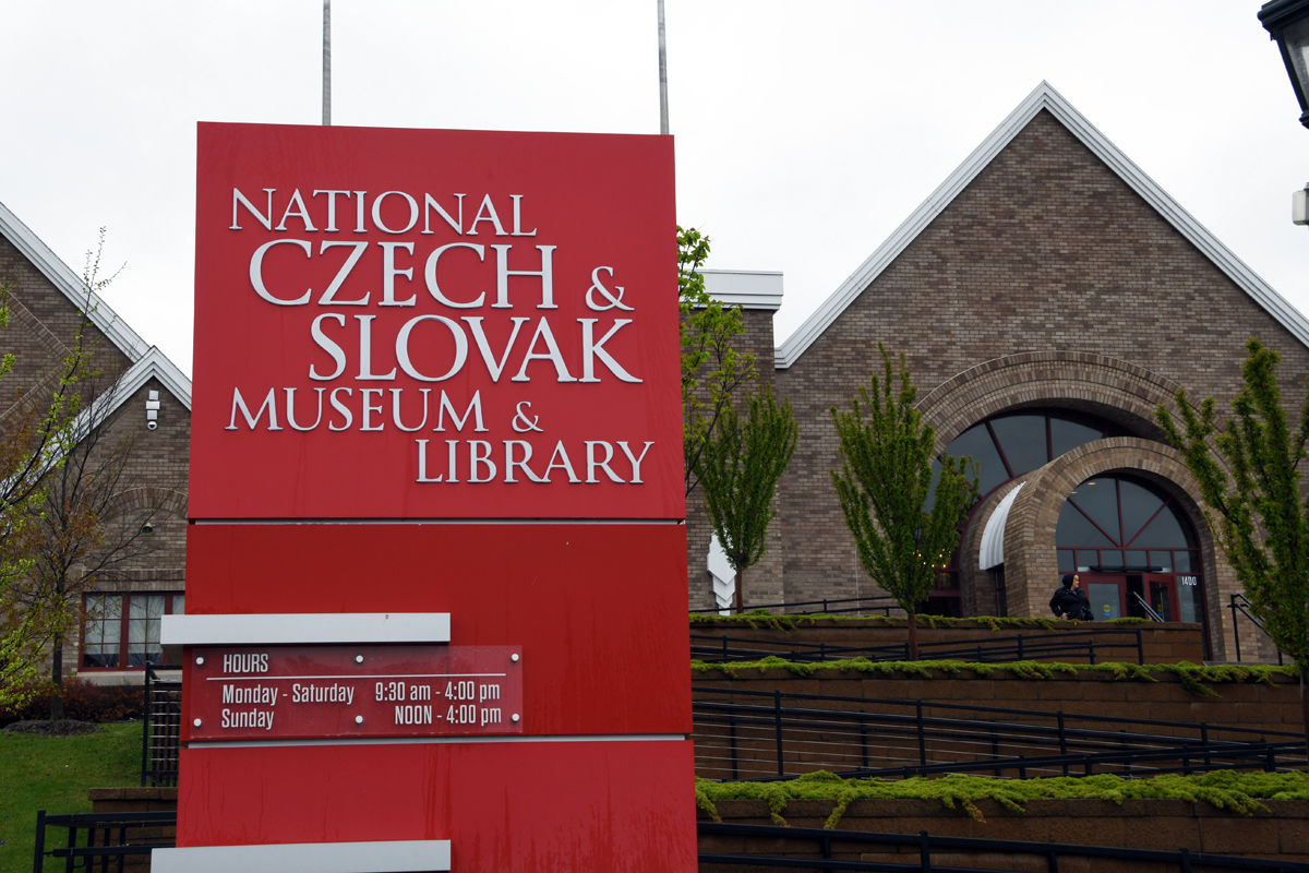 043 The Fun Club visited the National Czech and Slovak Museum in Cedar Rapids.JPG
